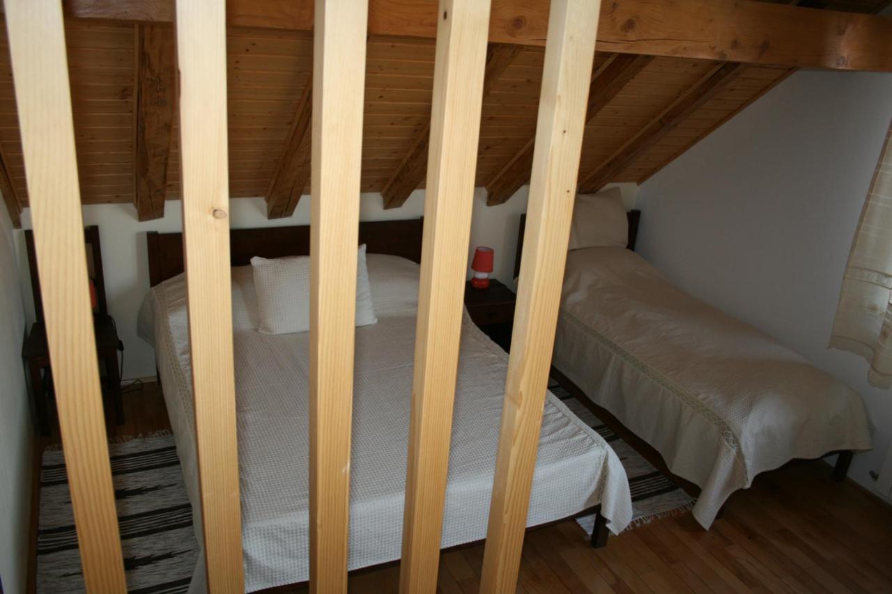 Albinuta Guesthouse Ozun Zewnętrze zdjęcie